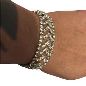 Elegant Vintage Silver Rhinestone Bracelet